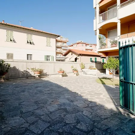 La Serena Di Vintage Flat アパート *